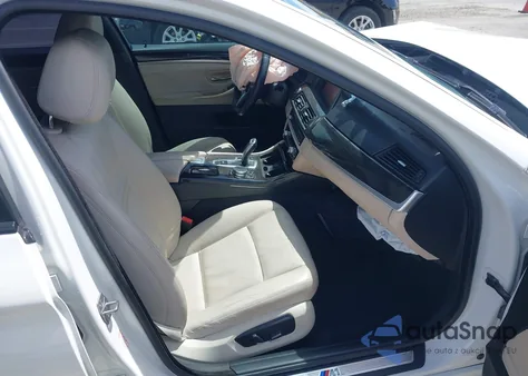 2015 BMW 528I из США, поврежденный, VIN WBA5AC57FD523988